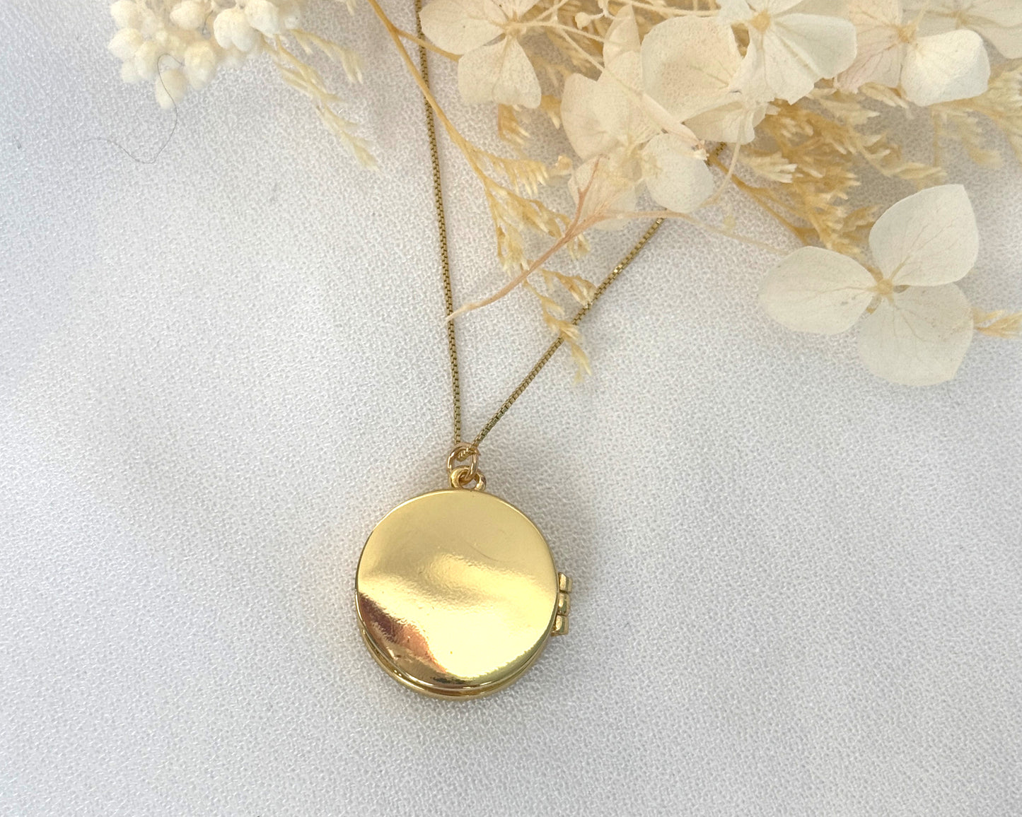 Mother of Pearl Locket