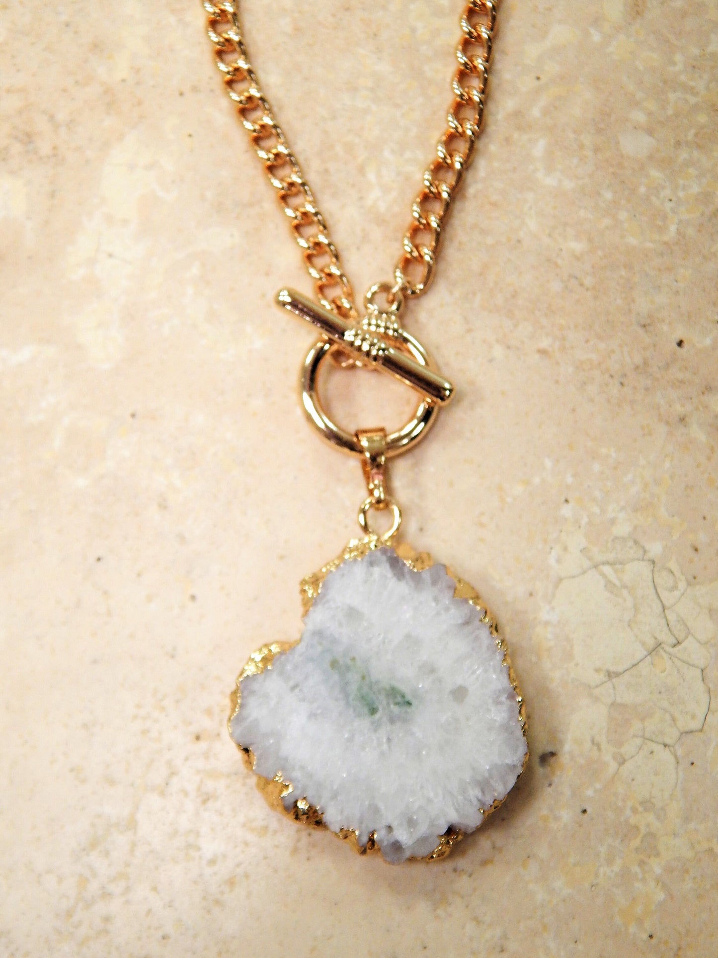 White Solar Quartz Toggle