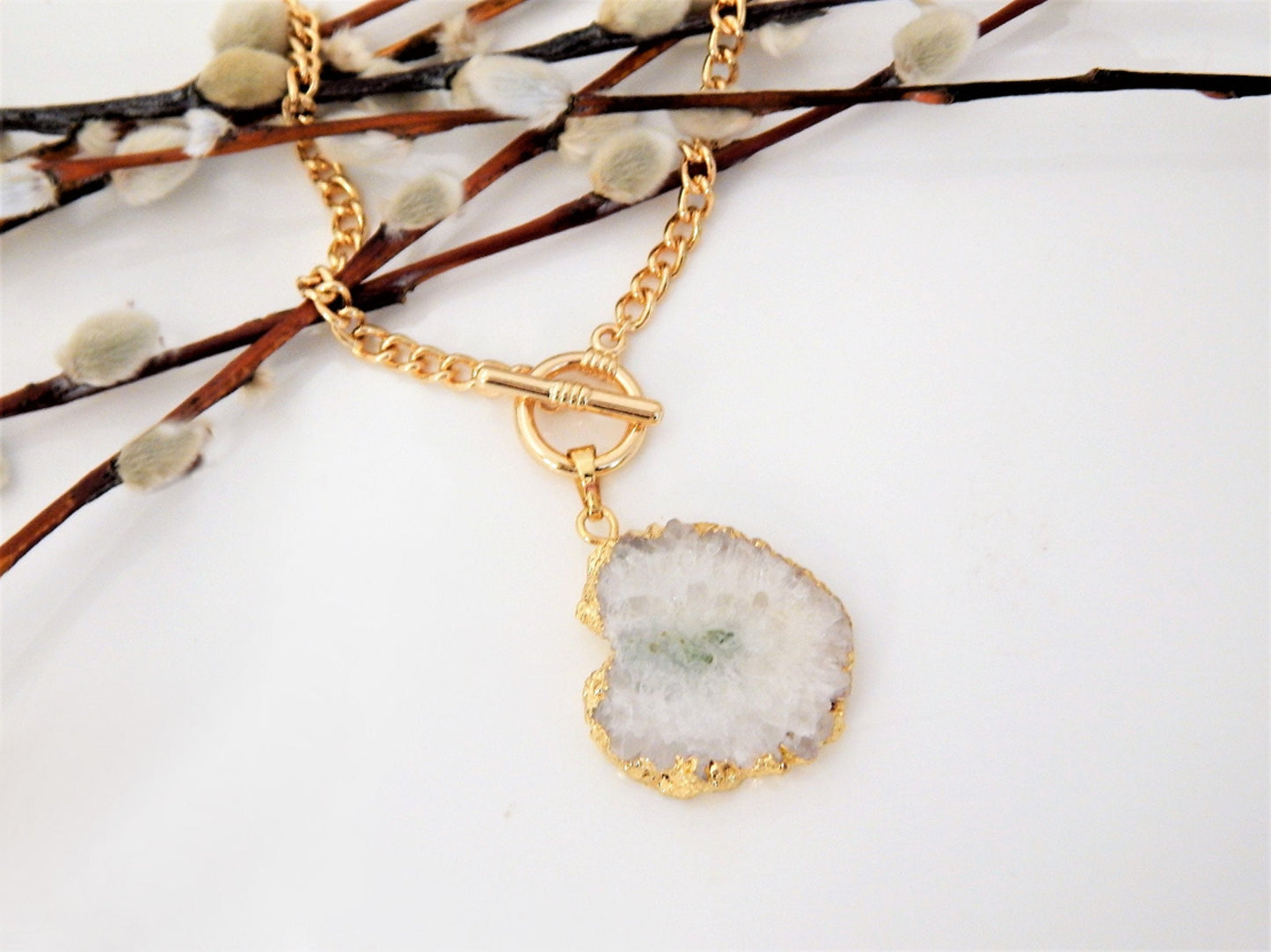 White Solar Quartz Toggle